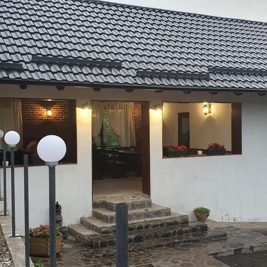 Apartmán Casa Sofia Baltatesti Exteriér fotografie